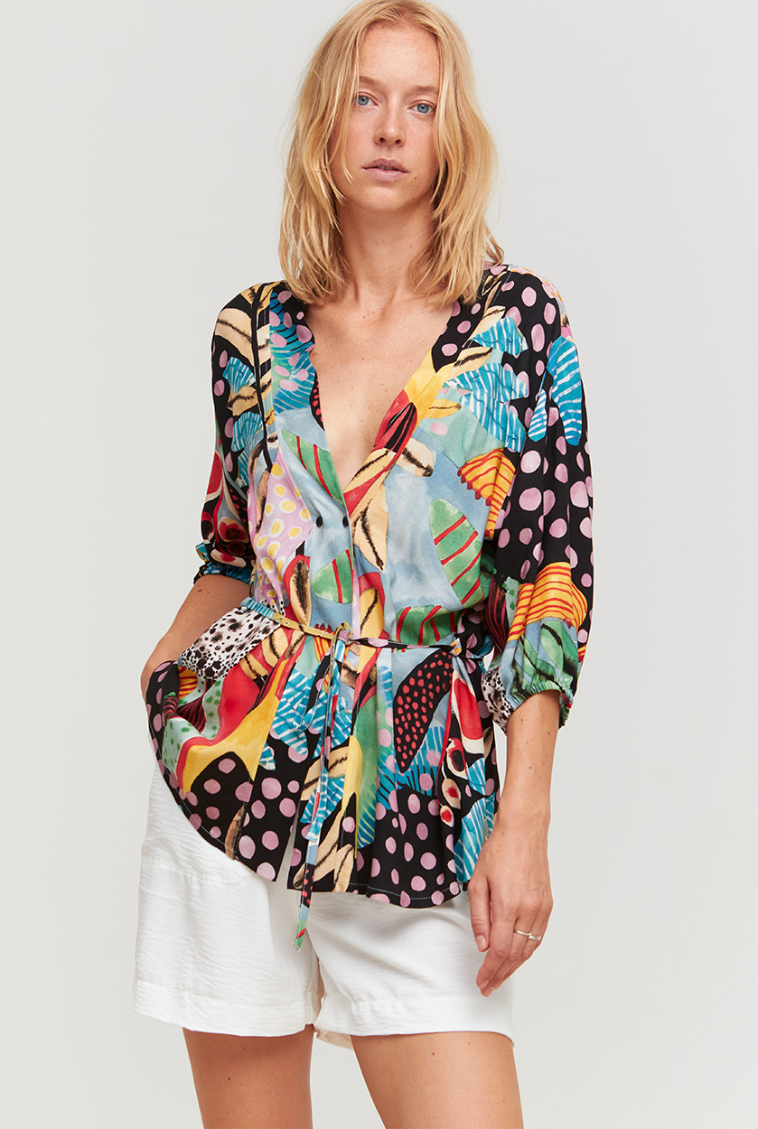 Bunte, edle Wickelbluse ABEL mit Halbarm in Kimono Style